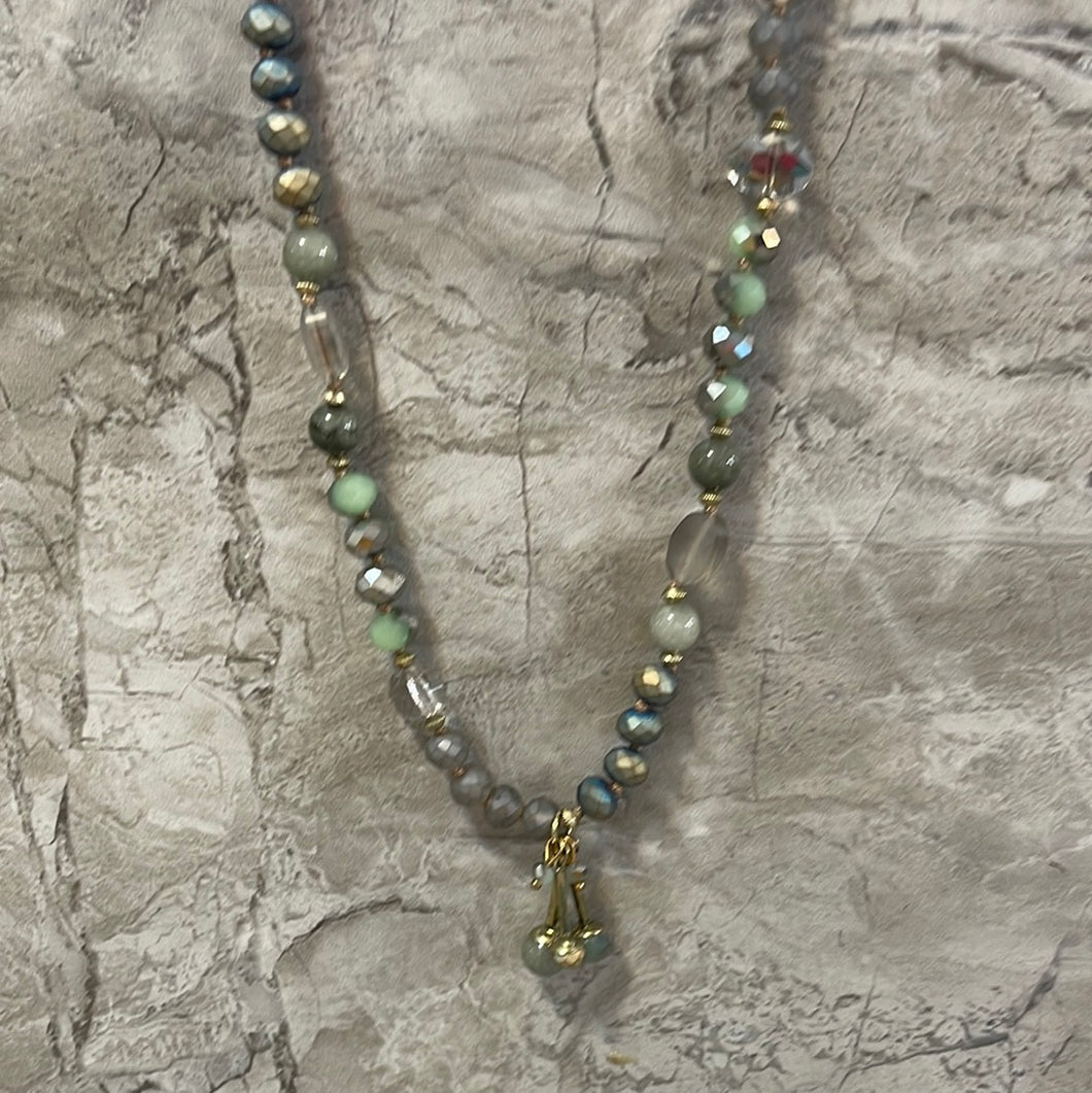 Green/ Gold Bead Necklace
